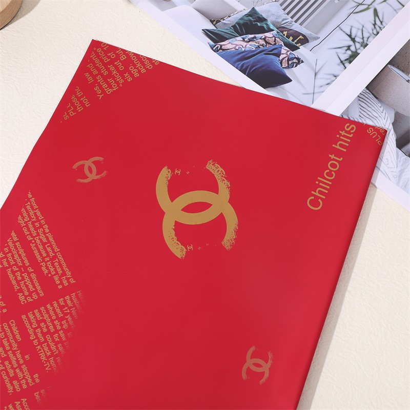 Hârtie de împachetat marca Chanel