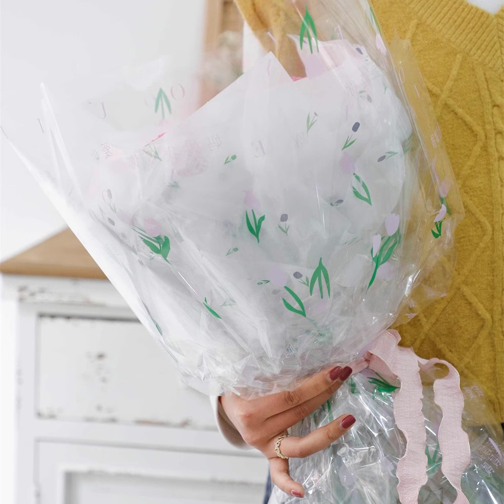 Buchet de hârtie groasă de ambalaj cu cuvinte artistice